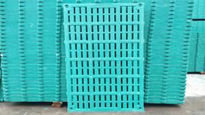 廣建復(fù)合漏糞板質(zhì)量穩(wěn)定，經(jīng)久耐用，值得信賴(lài)！